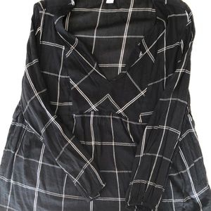 Old Navy 3/4 length sleeve top
